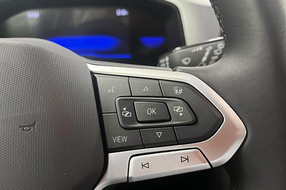 Volkswagen T-Roc 14 of 25