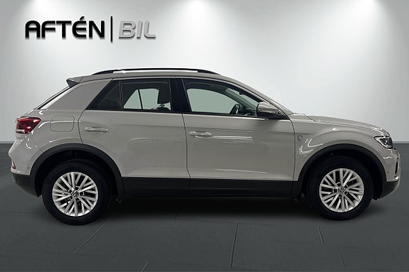 Volkswagen T-Roc 6 of 25