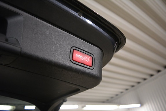 Mercedes-Benz ML350 7 of 16