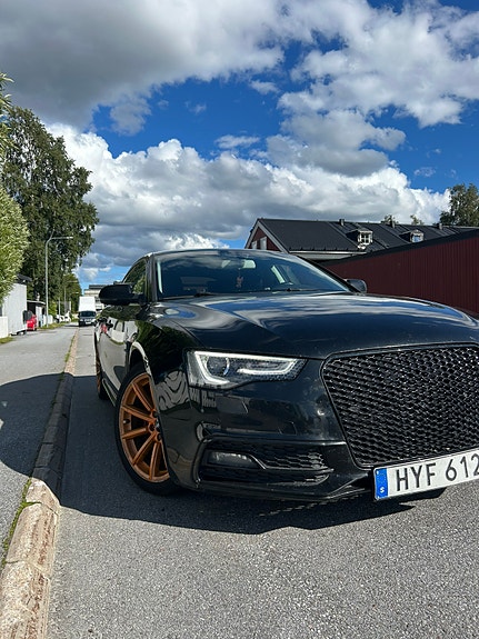 Audi A5 2 of 8