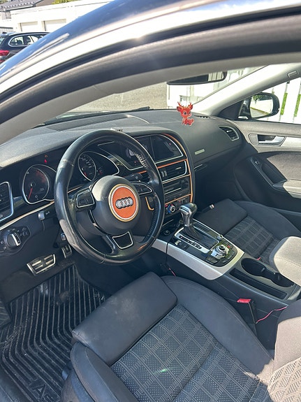 Audi A5 7 of 8