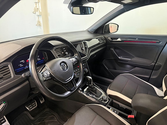 Volkswagen T-Roc 9 of 21