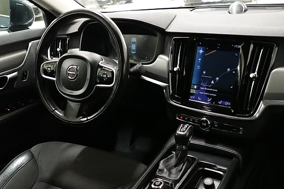 Volvo S90 8 of 24