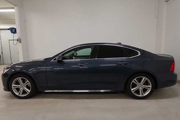 Volvo S90 3 of 24