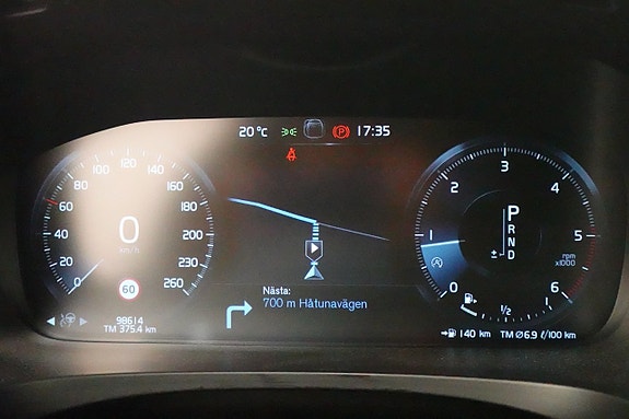 Volvo S90 17 of 24