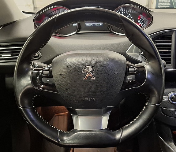 Peugeot 308 22 of 26