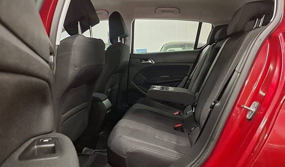 Peugeot 308 26 of 26