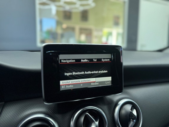 Mercedes-Benz A180 14 of 16
