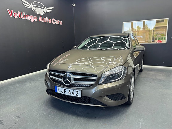 Mercedes-Benz A180 6 of 16