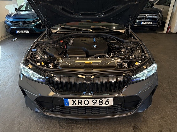 BMW 330e 28 of 30