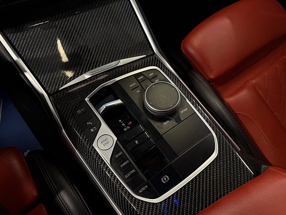 BMW 330e 20 of 30
