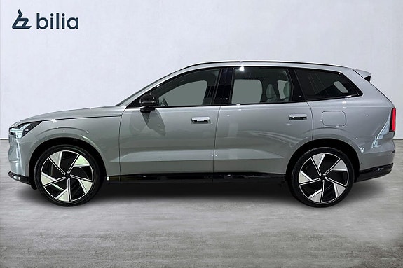Volvo EX90 3 of 28