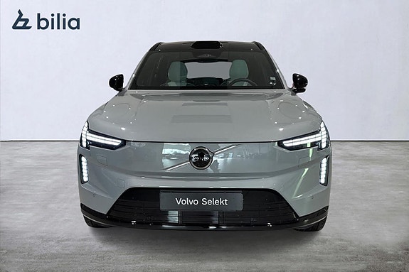 Volvo EX90 6 of 28