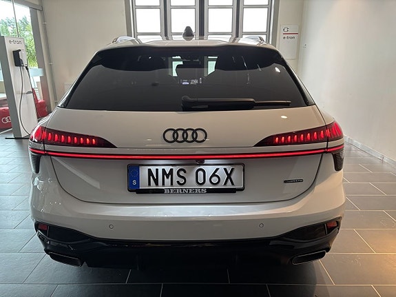 Audi A6 4 of 10