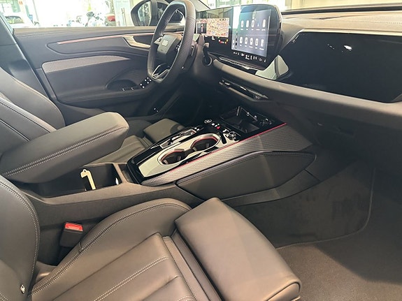 Audi A6 5 of 9