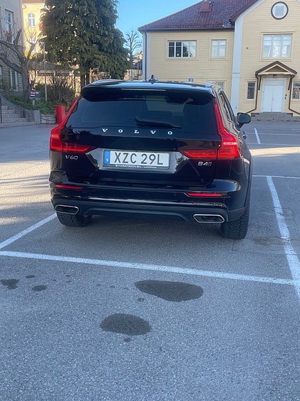 Volvo V60 Cross Country 4 of 4