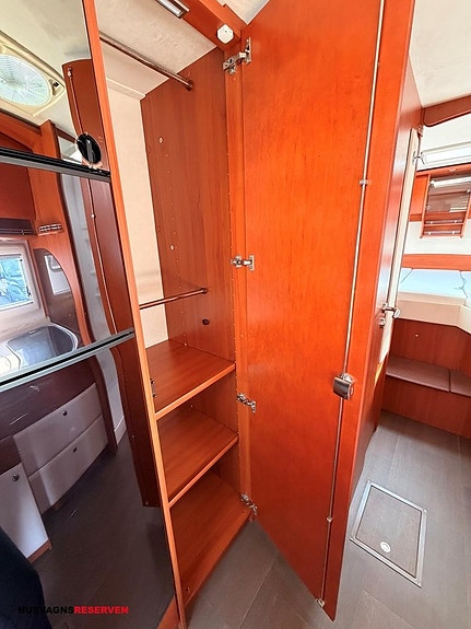 Concorde CREDO I 781 L 15 of 23