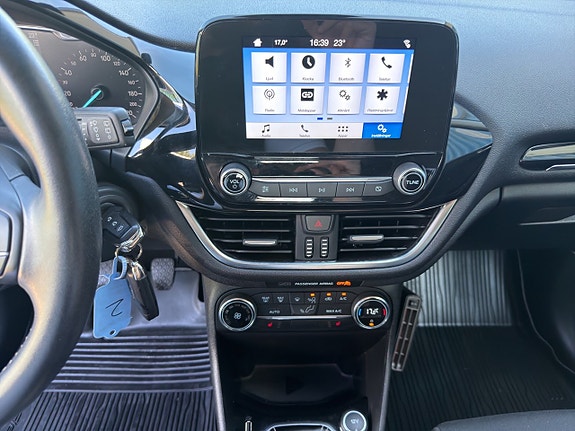 Ford Fiesta 17 of 19
