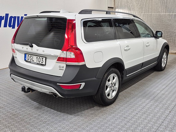 Volvo XC70 4 of 8