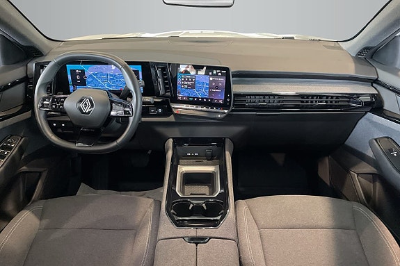 Renault Austral 12 of 17