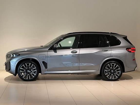 BMW X5 2 of 16