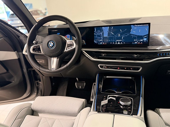 BMW X5 10 of 16