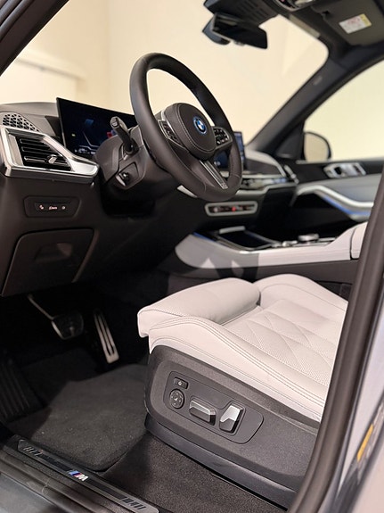 BMW X5 5 of 16