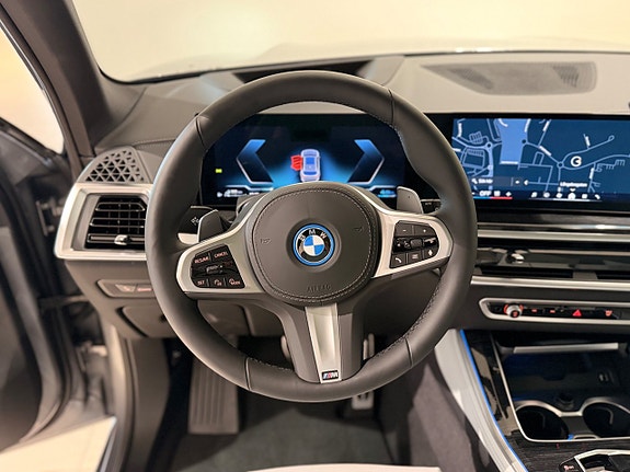 BMW X5 11 of 16