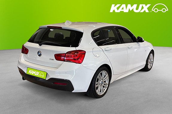 BMW 118i 4 of 18