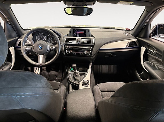 BMW 118i 10 of 18