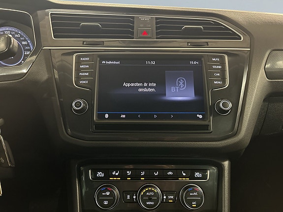 Volkswagen Tiguan 11 of 22