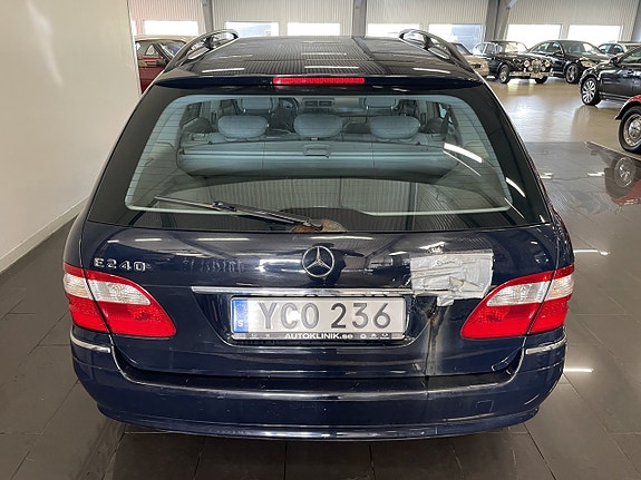Mercedes-Benz E240 4 of 13