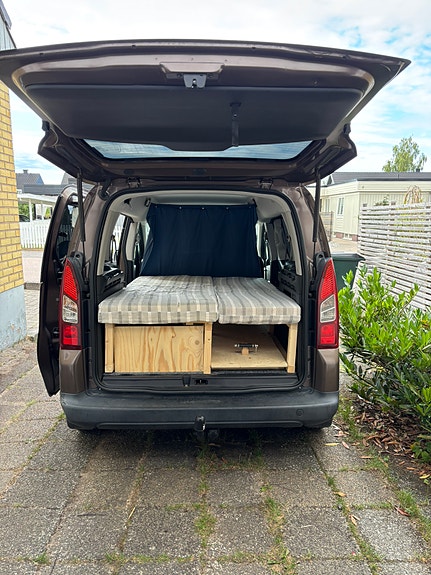Peugeot Partner Tepee 7 of 12