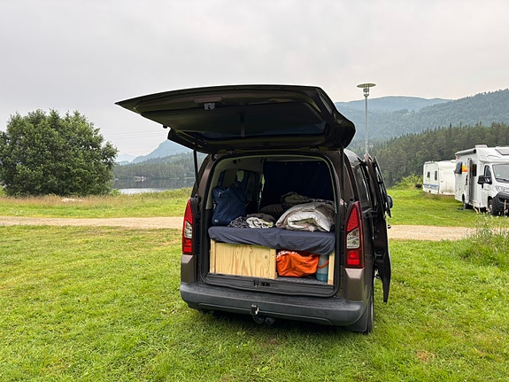 Peugeot Partner Tepee 8 of 12