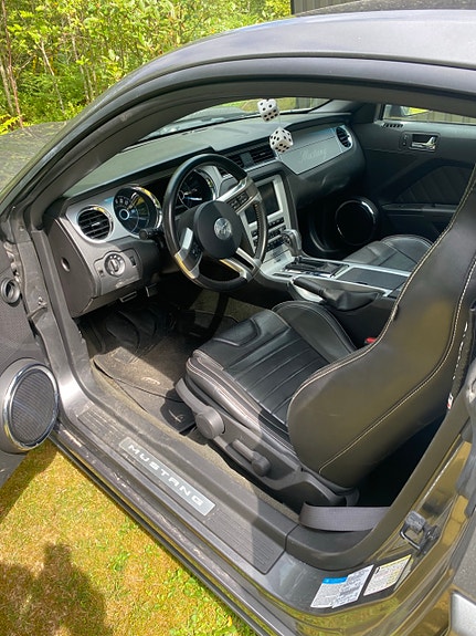 Ford Mustang 6 of 6