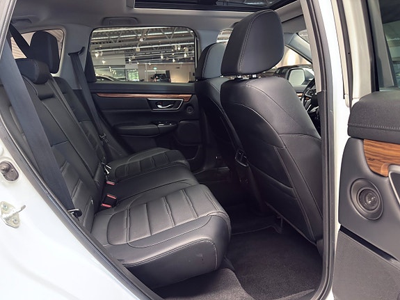 Honda CR-V 18 of 24