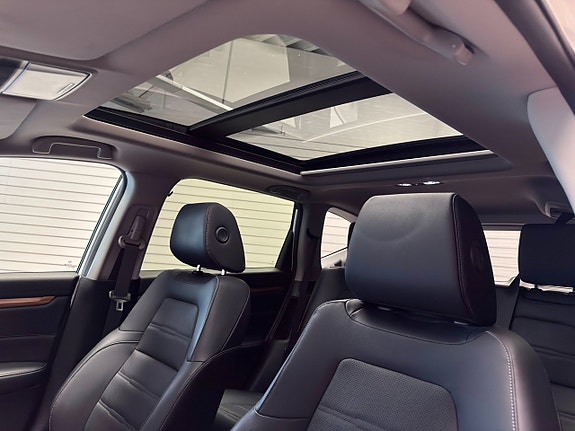 Honda CR-V 15 of 24