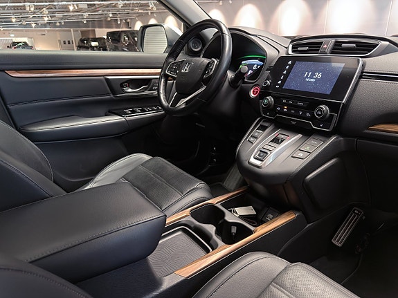 Honda CR-V 17 of 24