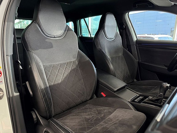 Skoda Superb 10 of 23