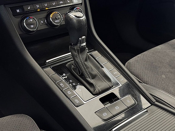 Skoda Superb 13 of 23