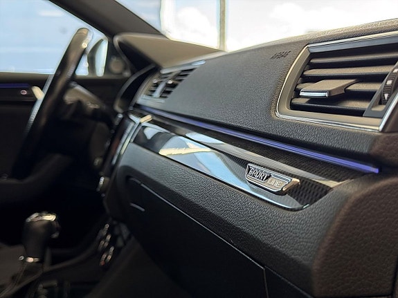 Skoda Superb 14 of 23