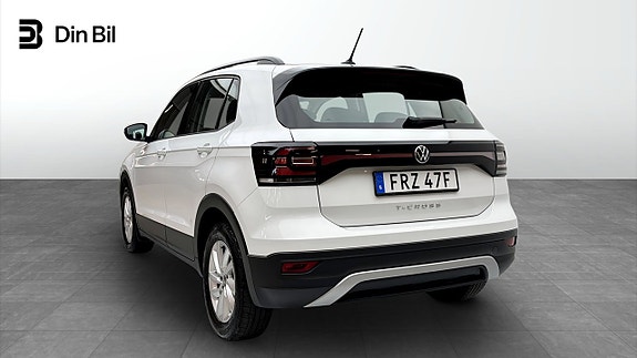 Volkswagen T-Cross 3 of 13