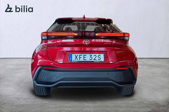 Toyota C-HR 4 of 20