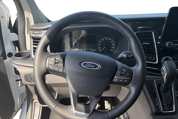 Ford Custom Tourneo 7 of 12