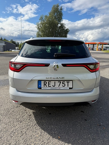 Renault Megane IV 3 of 10