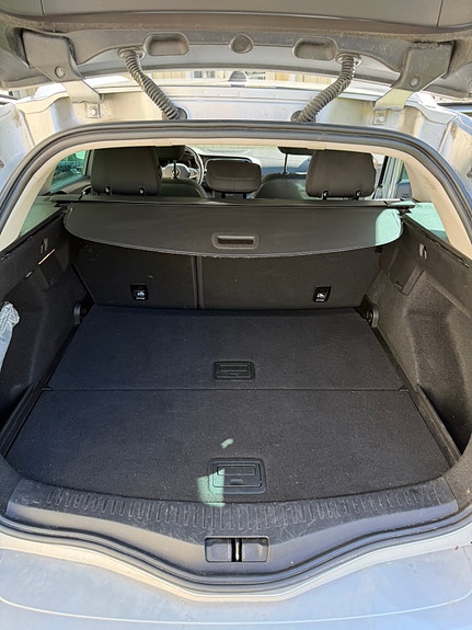 Renault Megane IV 7 of 10