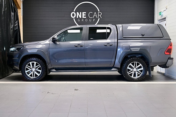 Toyota HiLux 3 of 23