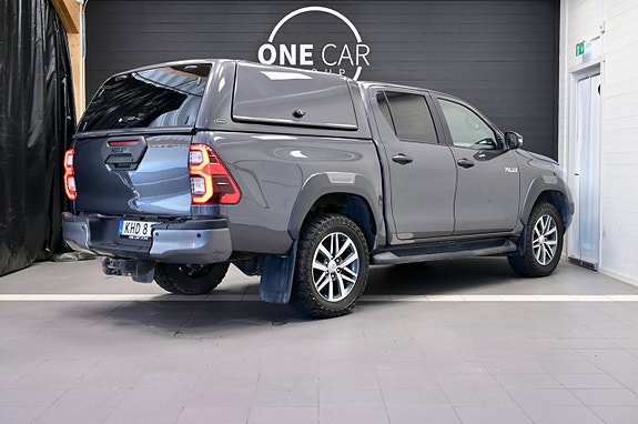 Toyota HiLux 4 of 23