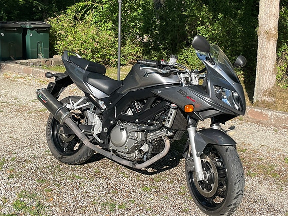 Suzuki SV650S 10 of 10