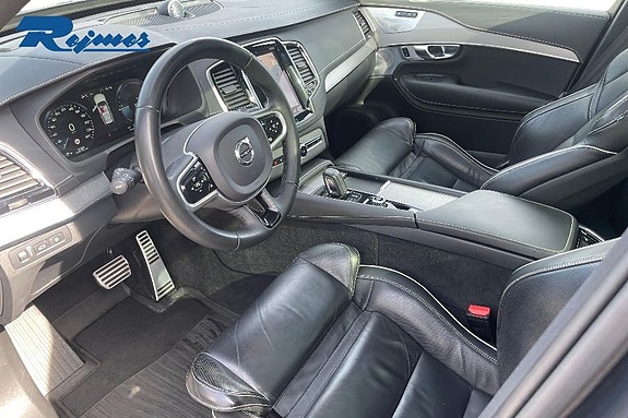 Volvo XC90 17 of 30